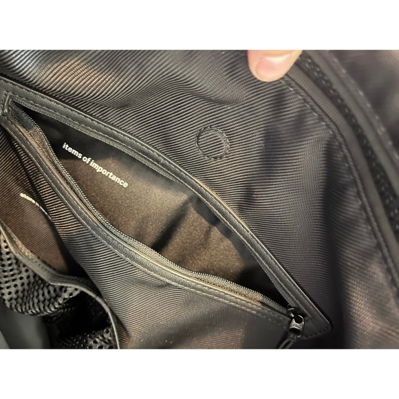 Lululemon Carry the Day bag tote gym yoga sport multi purpose black - Picture 15 of 16